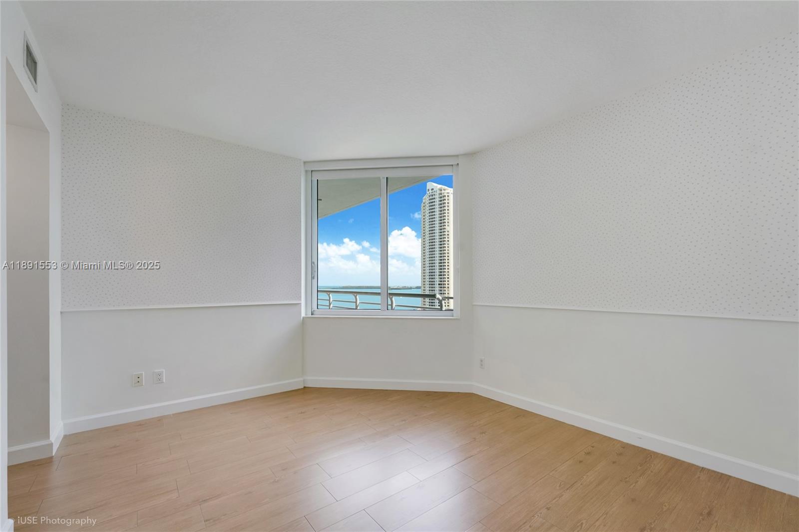 325 S Biscayne Blvd # 1721