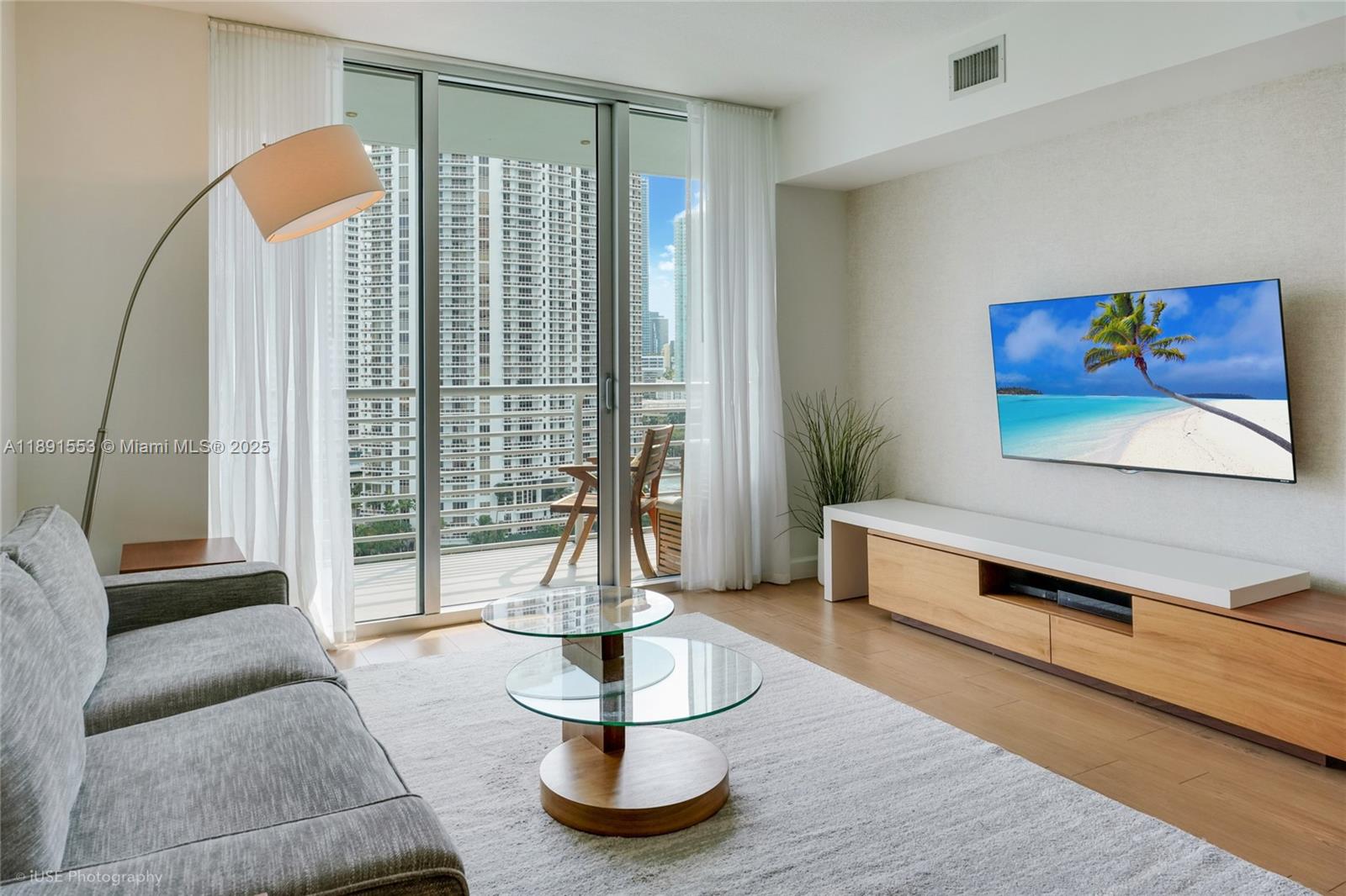 325 S Biscayne Blvd # 1721