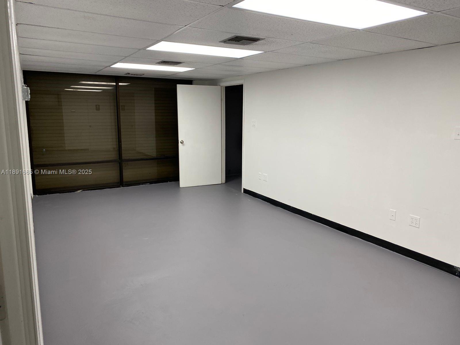 1791 Blount Rd Unit: 911/912