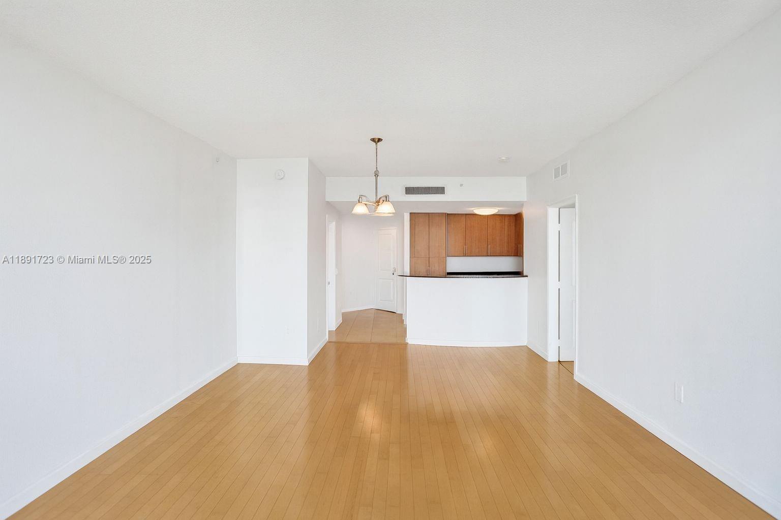 7900 Harbor Island Dr # 802