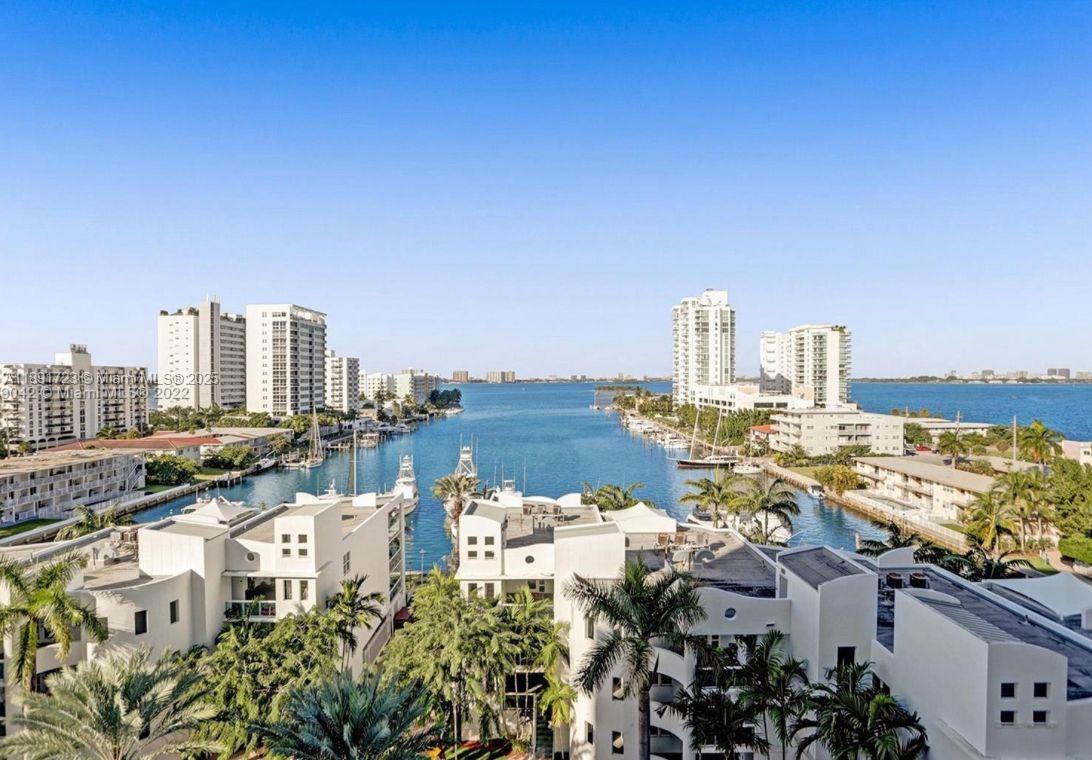 7900 Harbor Island Dr # 802