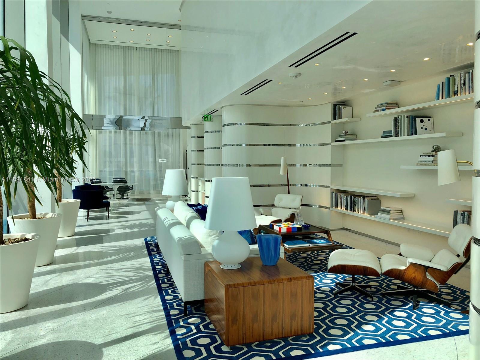 16901 Collins Ave # 805