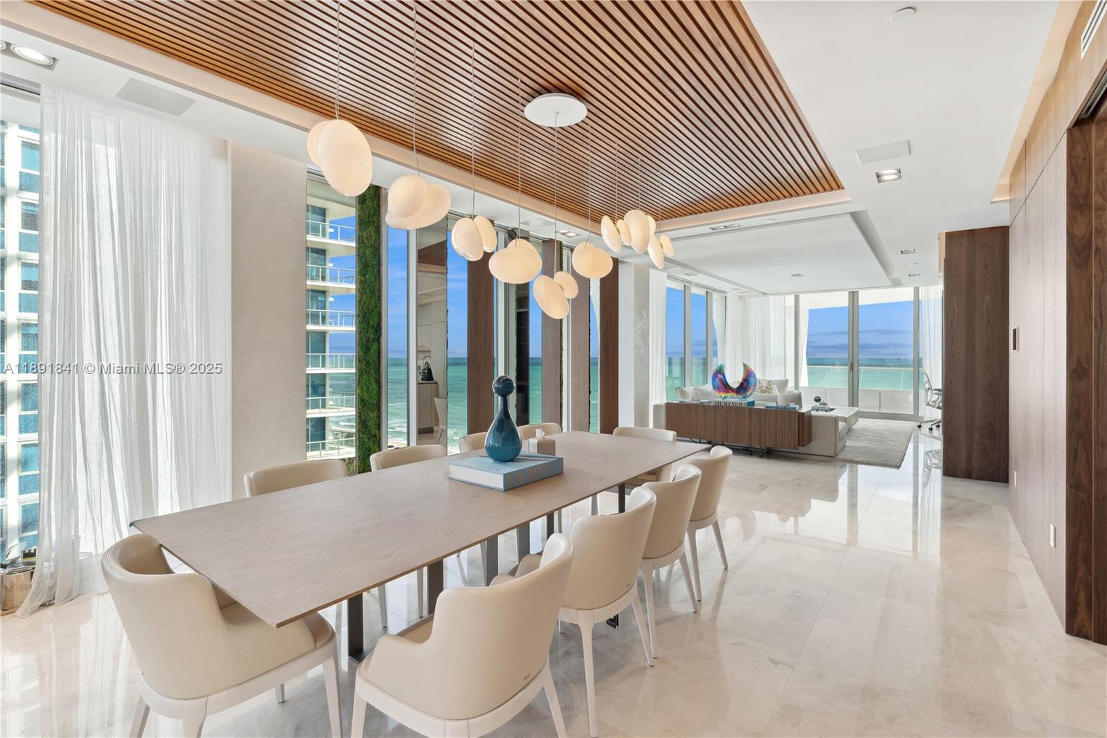 16901 Collins Ave # 805