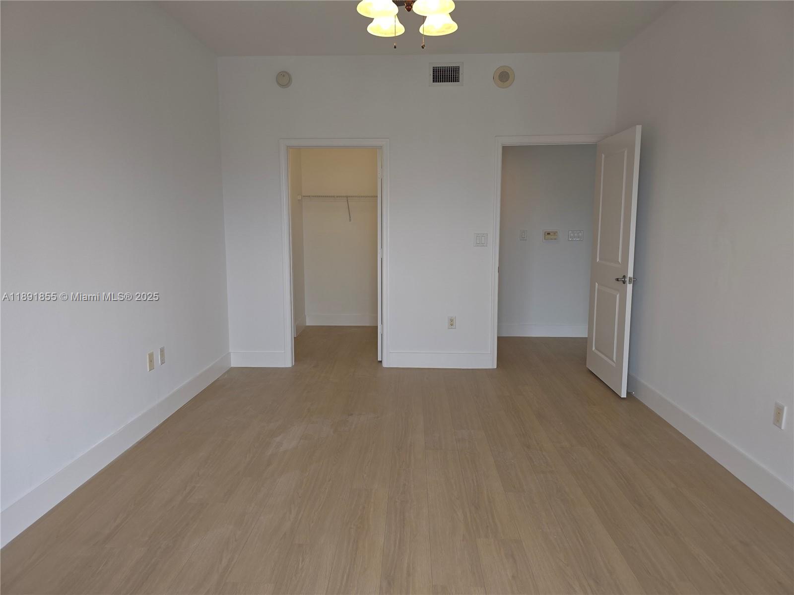 10 Aragon Ave # 819