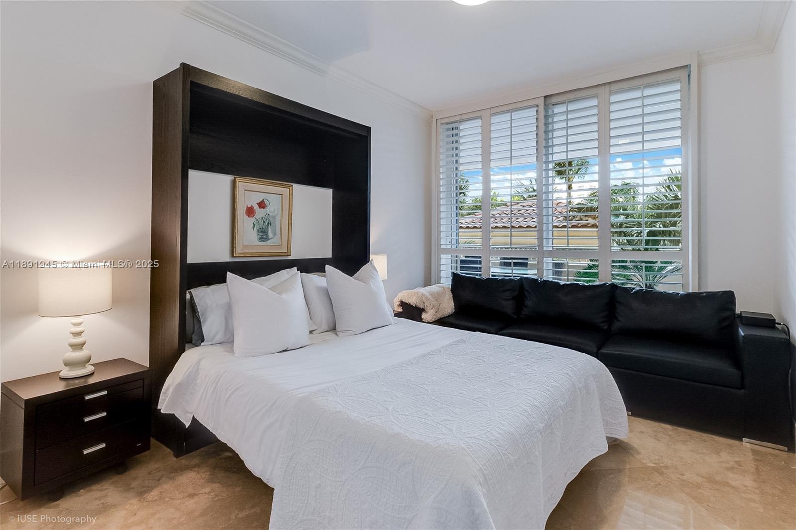 791 Crandon Blvd # 303