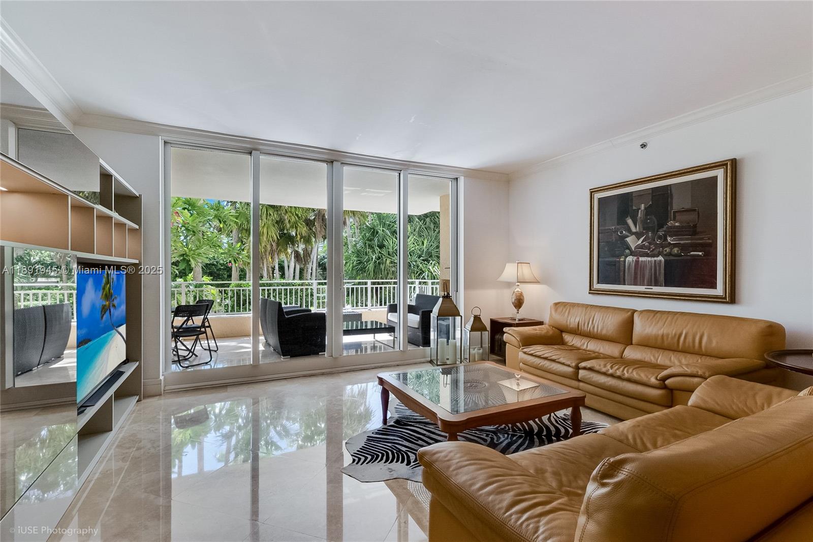 791 Crandon Blvd # 303