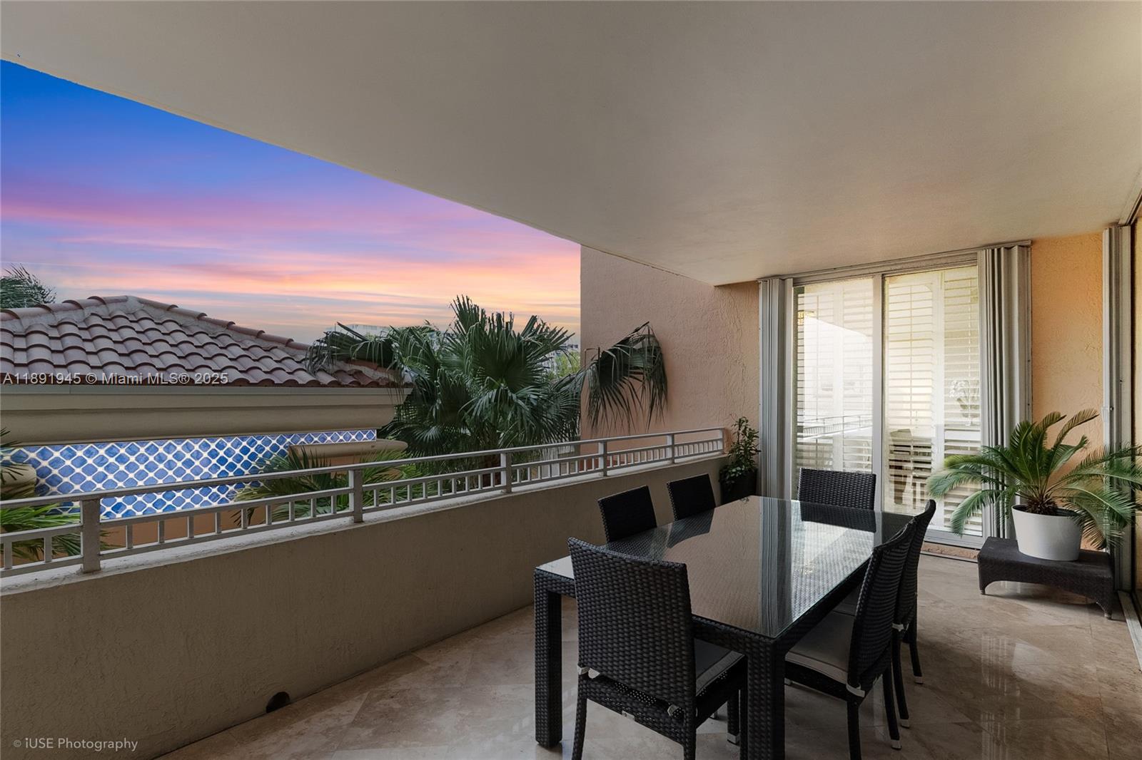 791 Crandon Blvd # 303