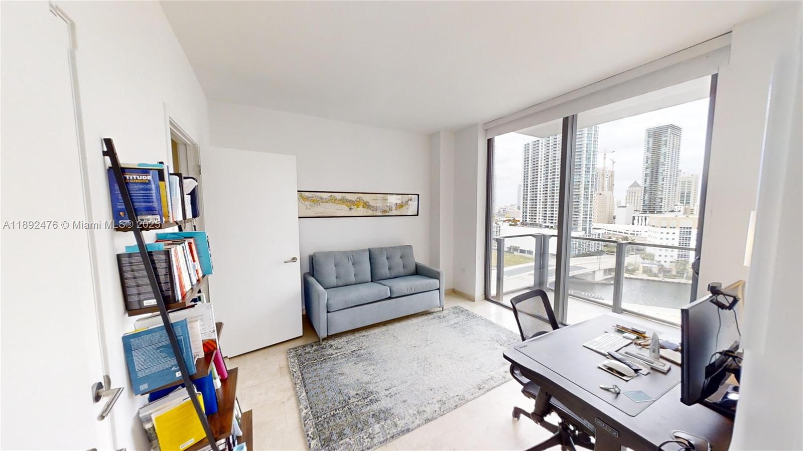 68 SE 6 ST # 1111, Miami Unit: 1111