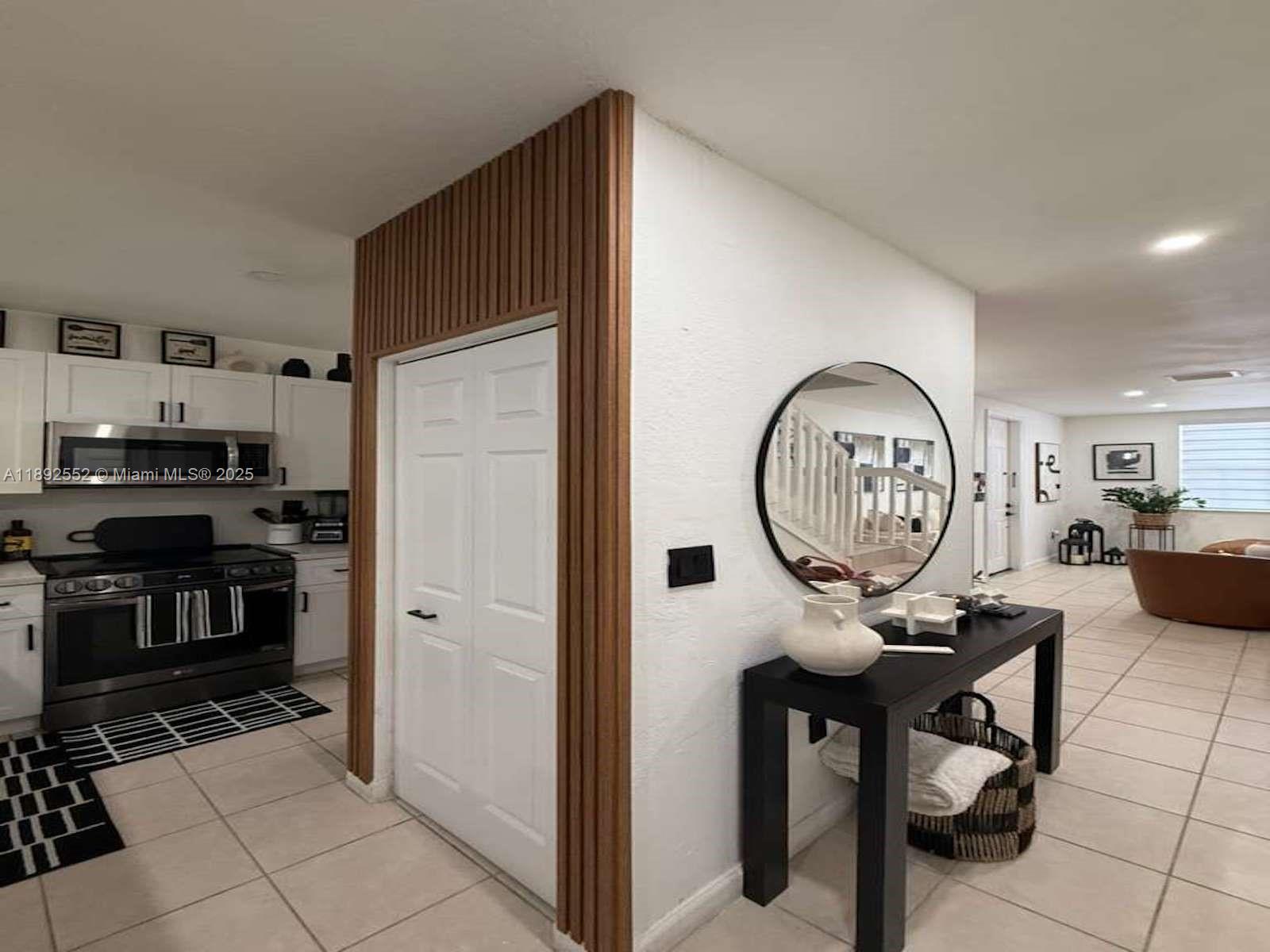 3375 NE 15th Dr # 12 Unit: 109-12