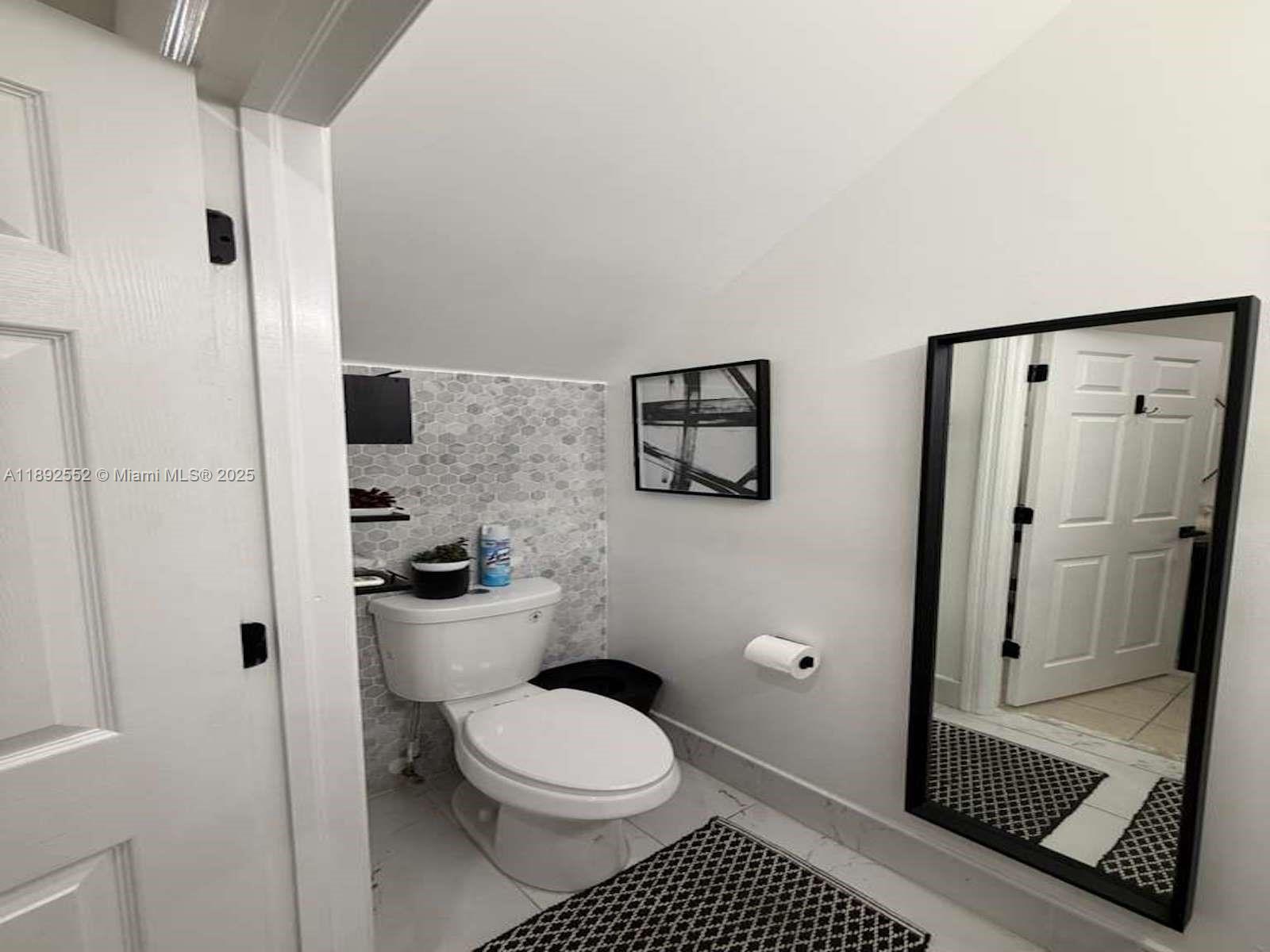 3375 NE 15th Dr # 12 Unit: 109-12