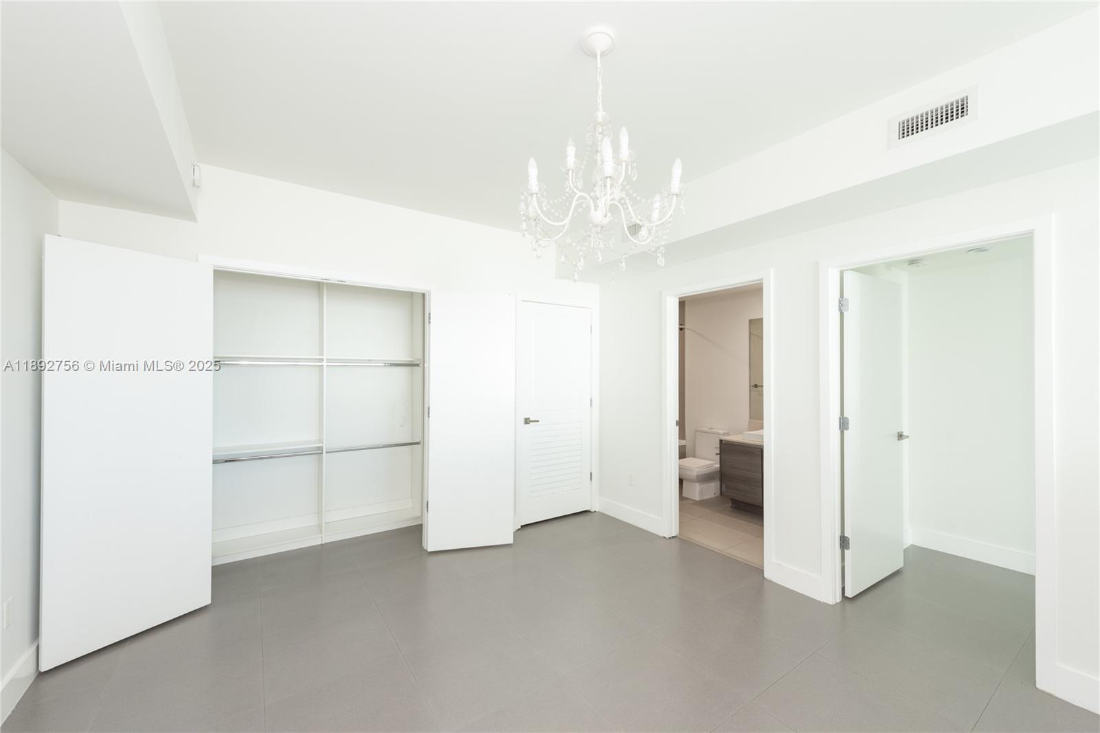 1080 Brickell Ave # 509