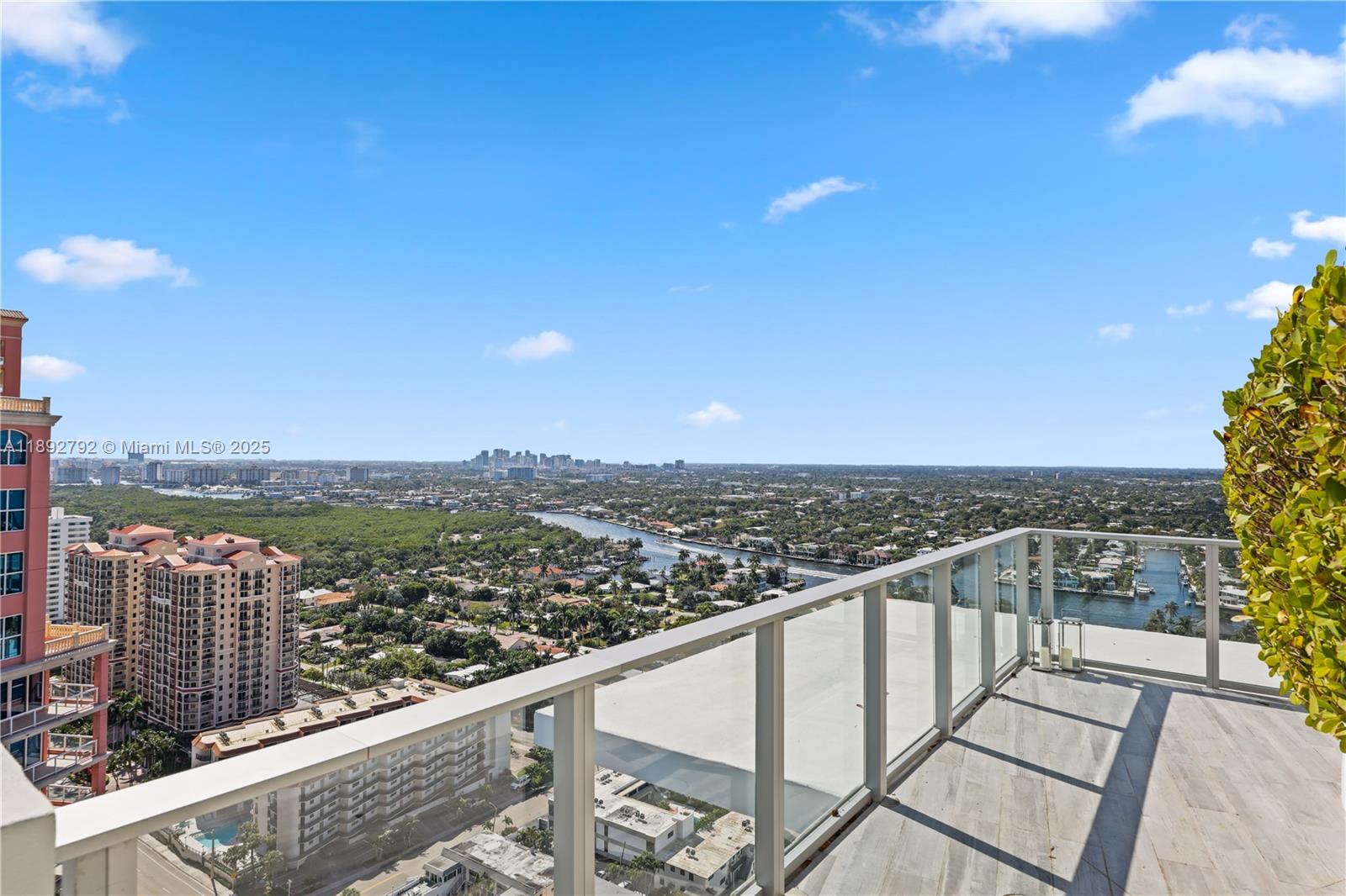 2200 N Ocean Blvd # S2301, Fort Lauderdale Unit: S2301