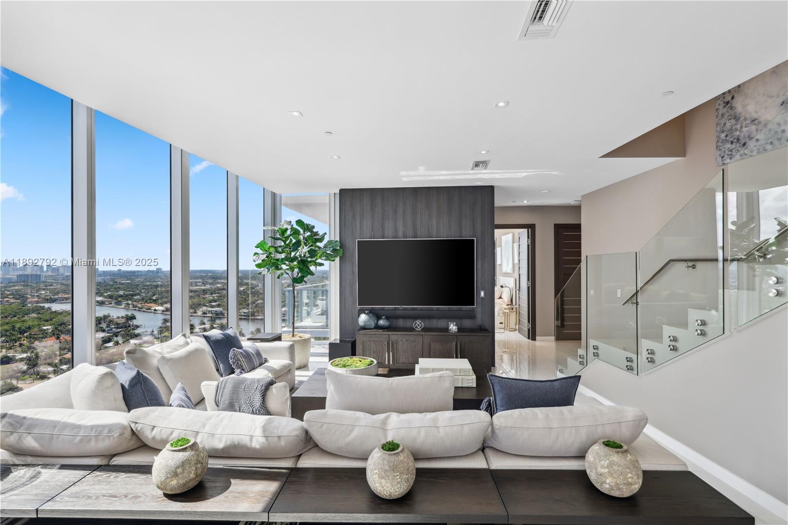 2200 N Ocean Blvd # S2301, Fort Lauderdale Unit: S2301