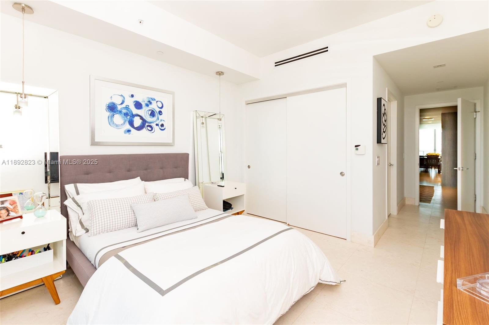 360 Ocean Dr # 606S