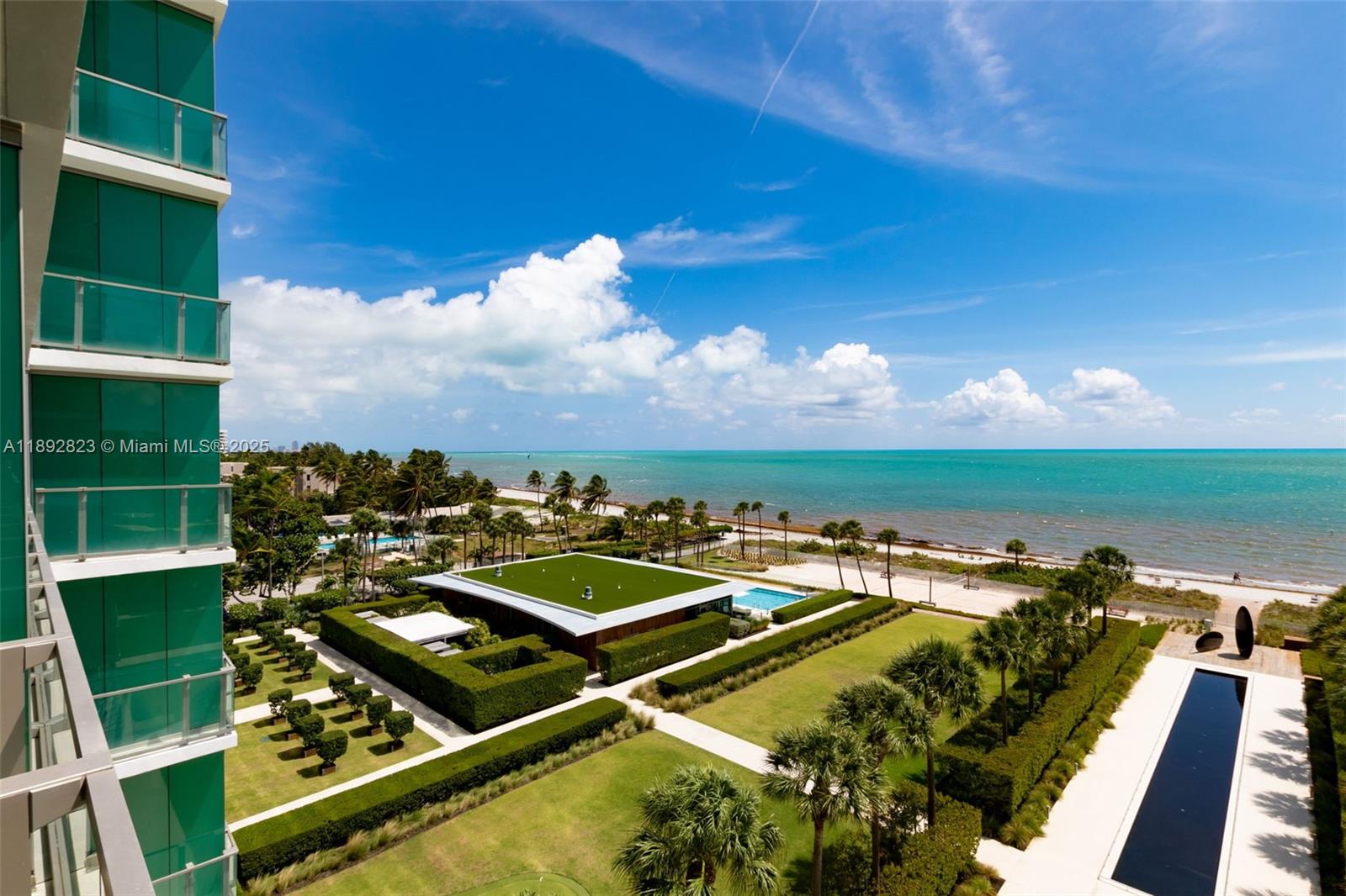 360 Ocean Dr # 606S