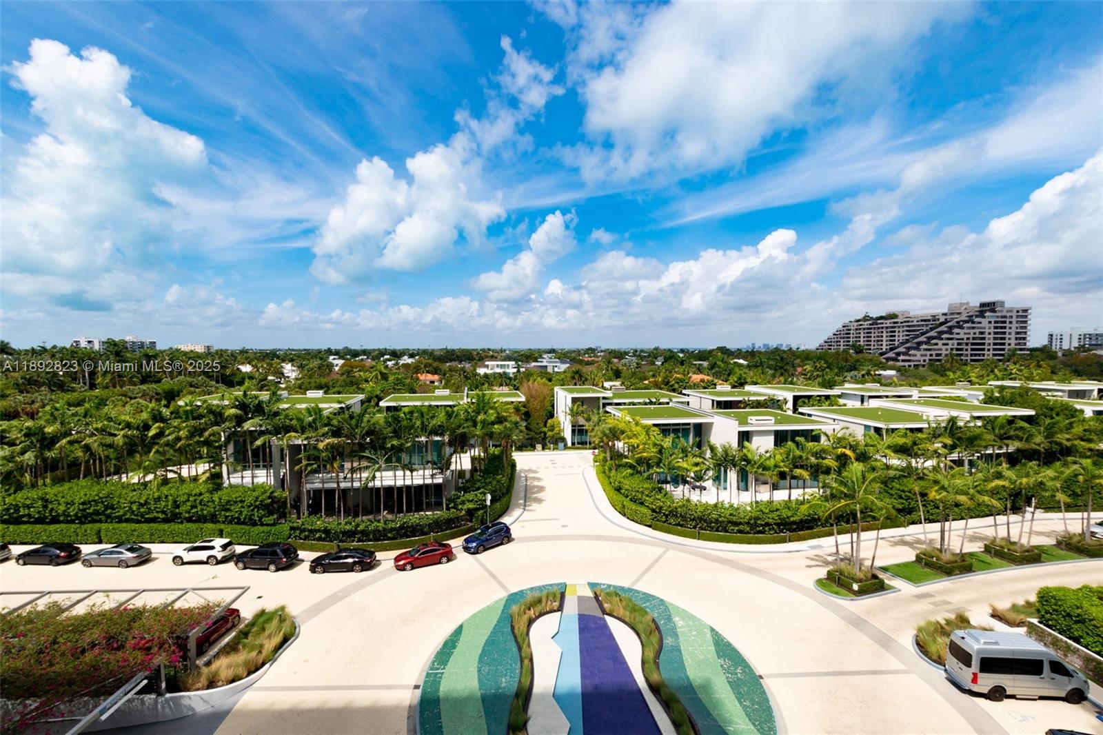 360 Ocean Dr # 606S