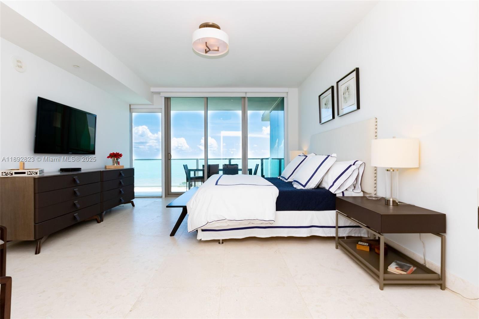 360 Ocean Dr # 606S