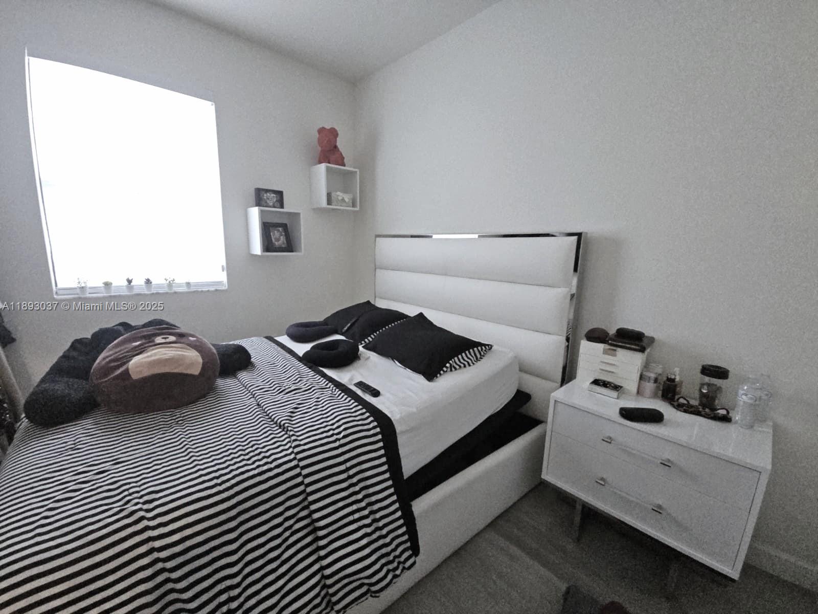 11132 W 32nd Ln Unit: .