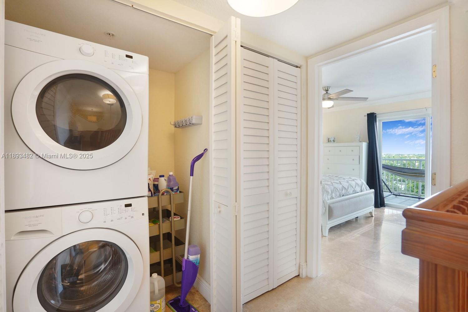 280 SW 20th Rd # 907