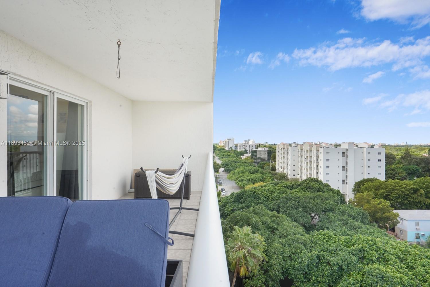 280 SW 20th Rd # 907