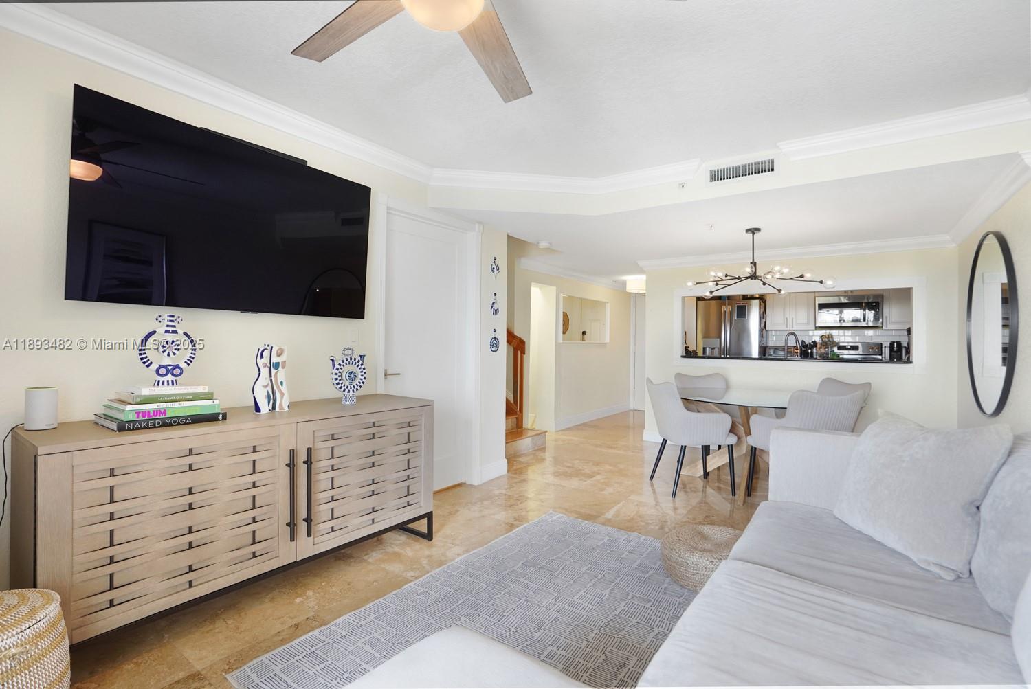 280 SW 20th Rd # 907