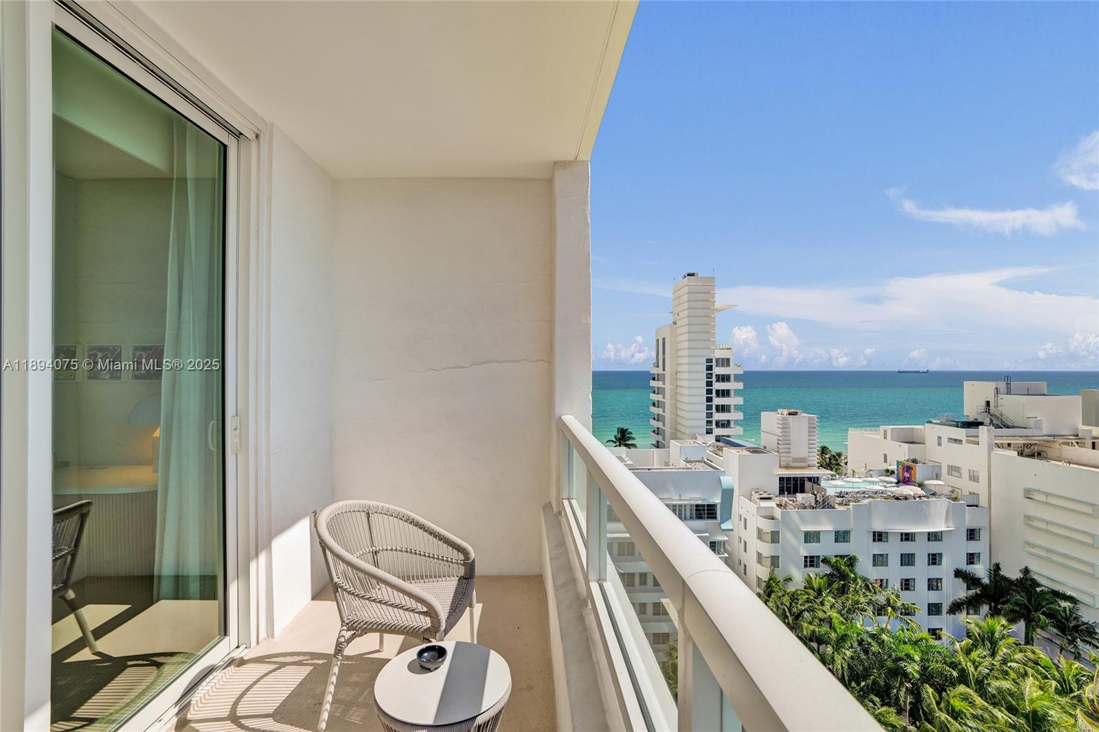 4401 Collins Ave # 1408