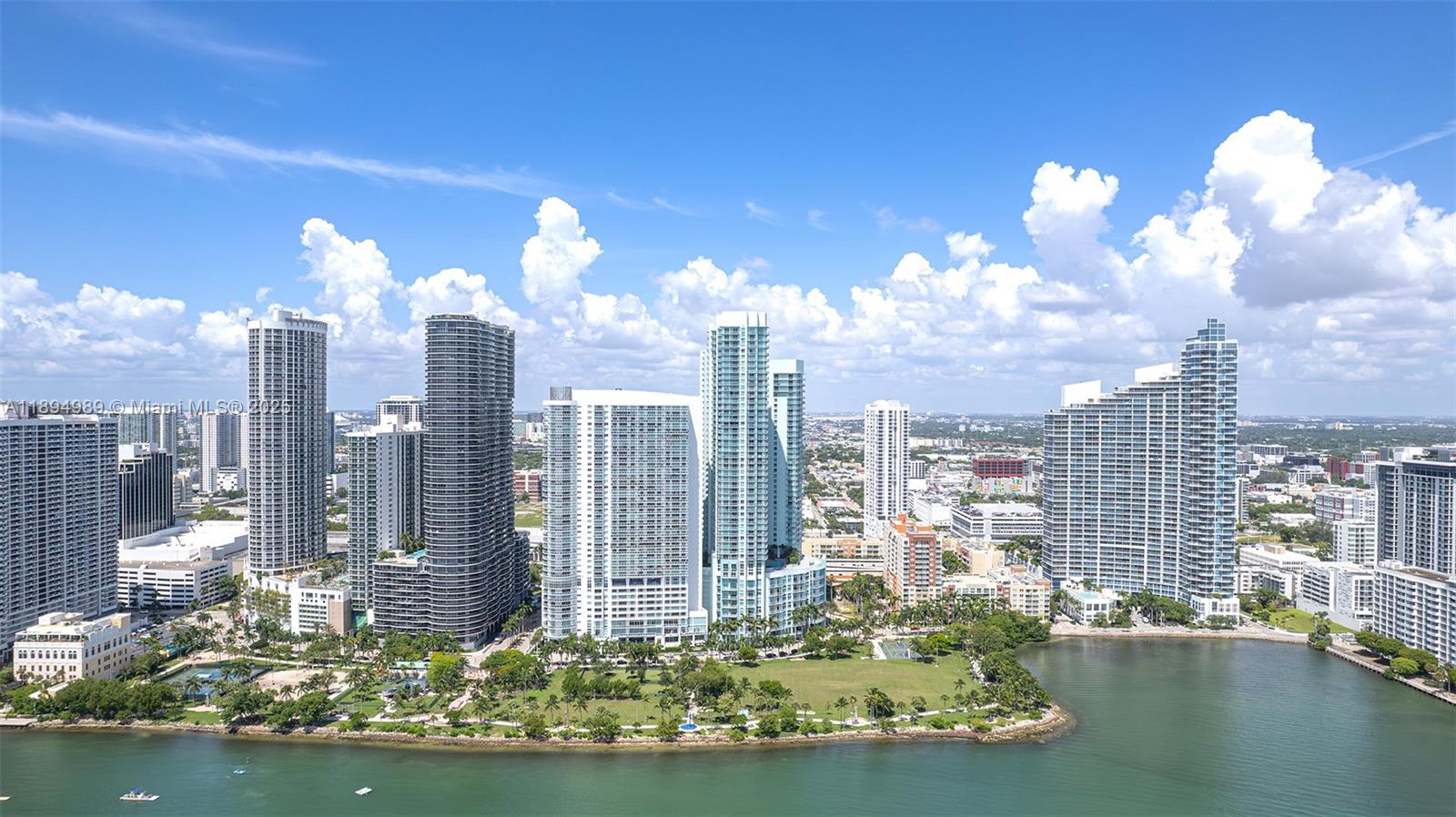 1900 N Bayshore Dr # 4019