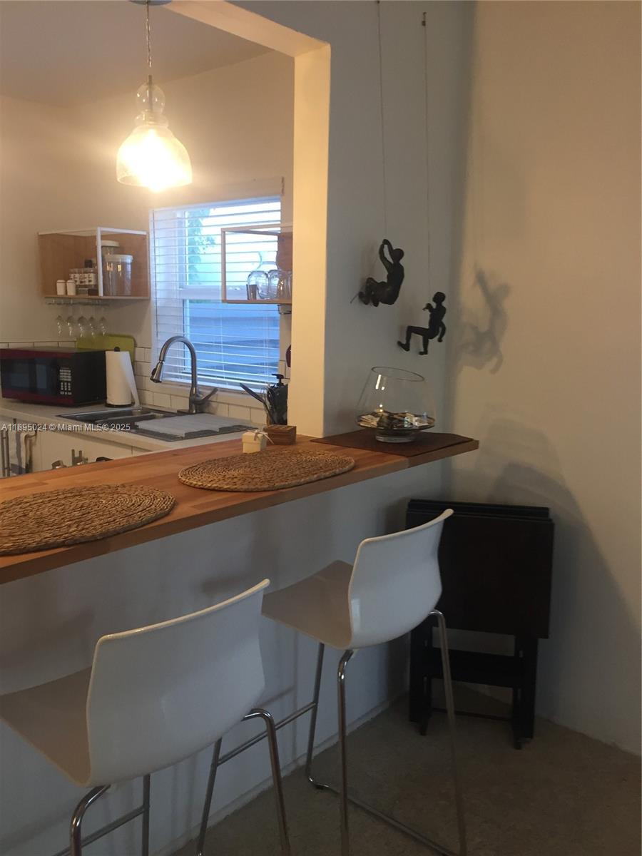 1160 SW 22nd terrace # 2