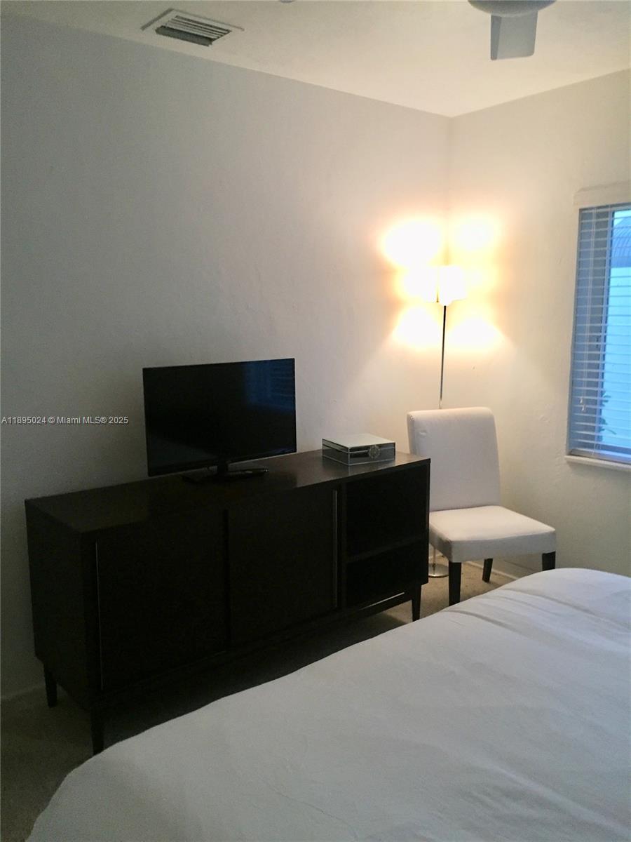 1160 SW 22nd terrace # 2