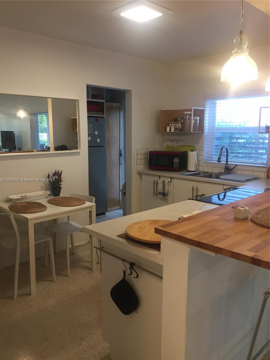 1160 SW 22nd terrace # 2