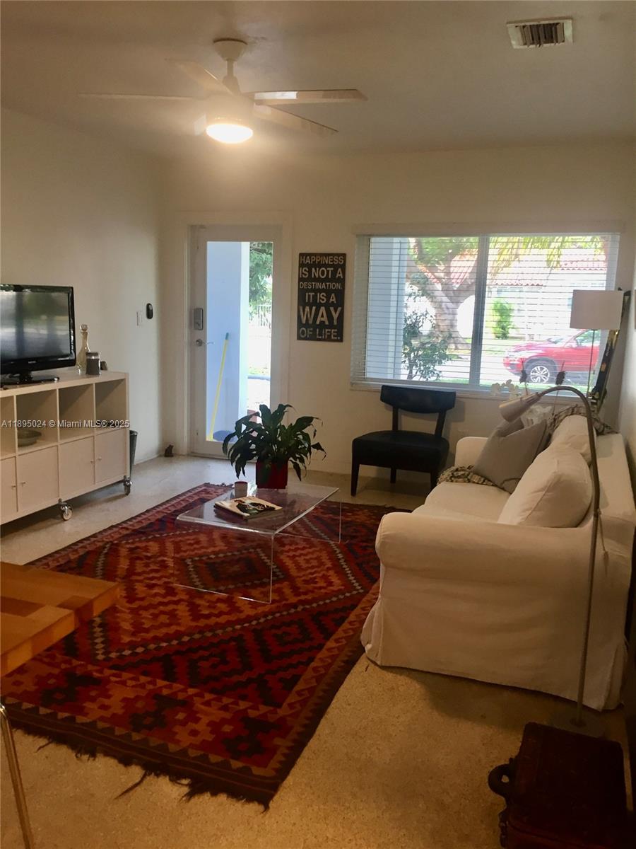 1160 SW 22nd terrace # 2