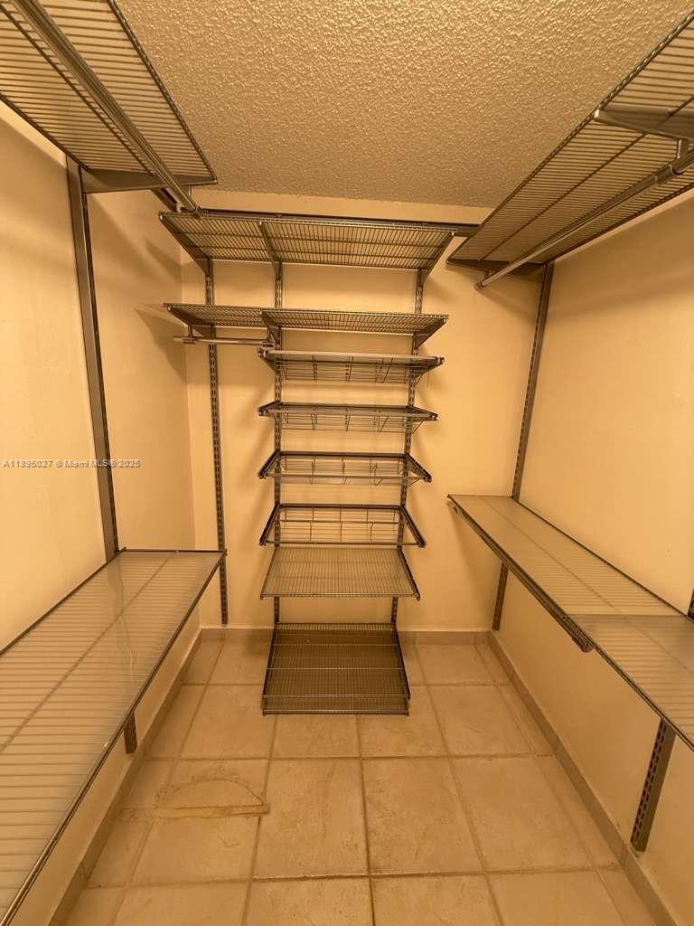 7722 Camino Real # 219 Unit: E-219