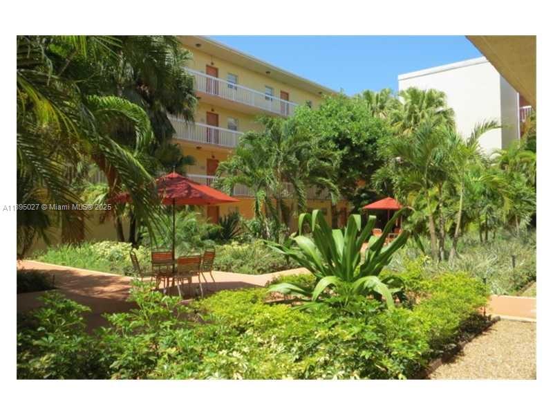 7722 Camino Real # 219 Unit: E-219