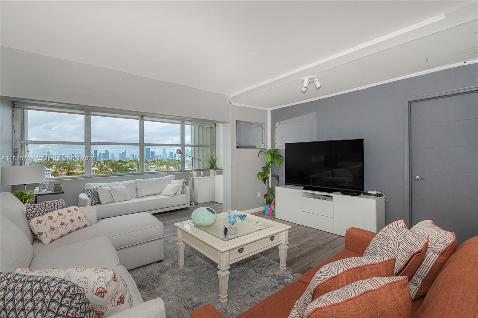 3 Island Ave # 09E, Miami Beach Unit: 09E