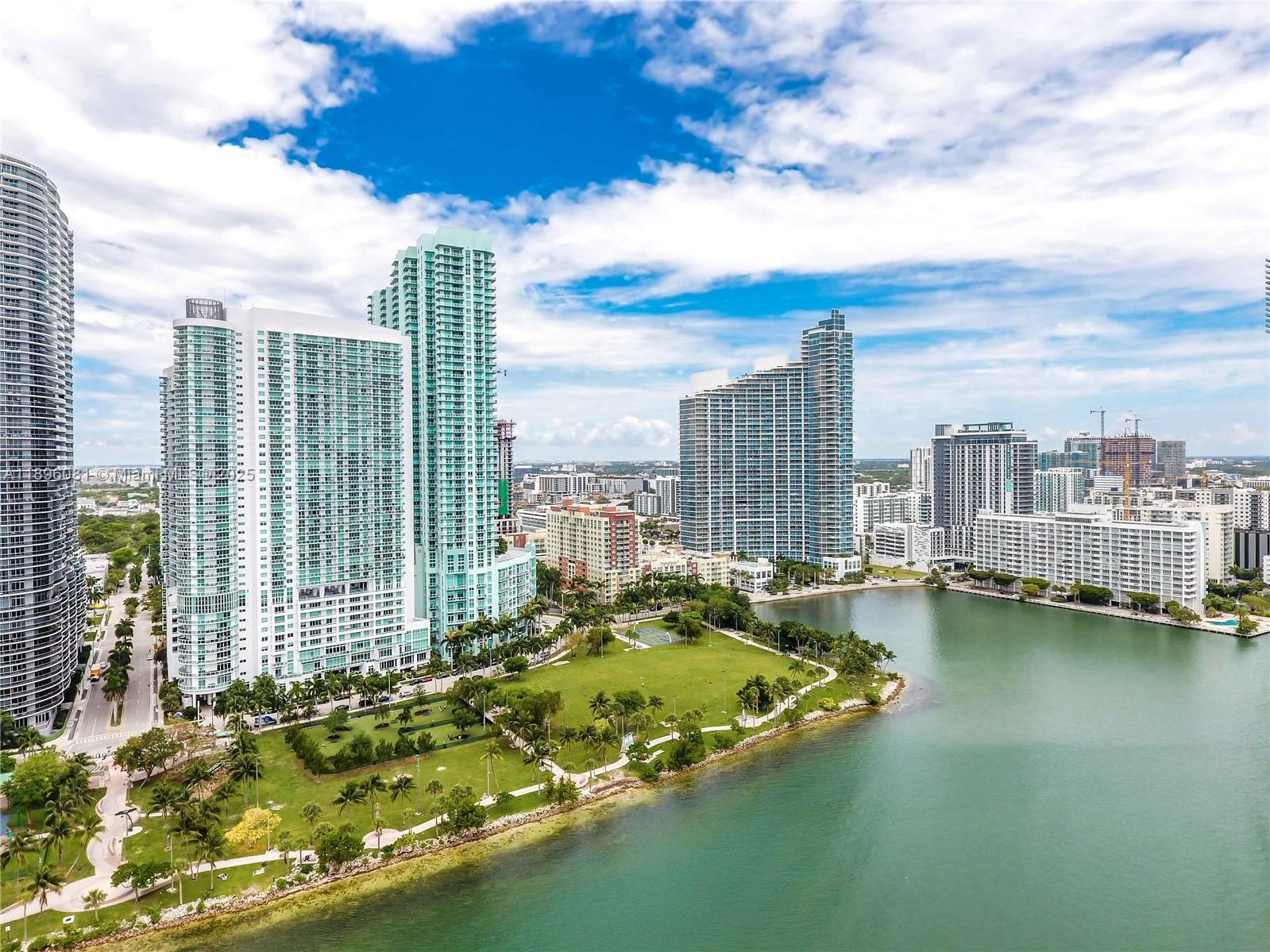 1800 N Bayshore Dr # 1505