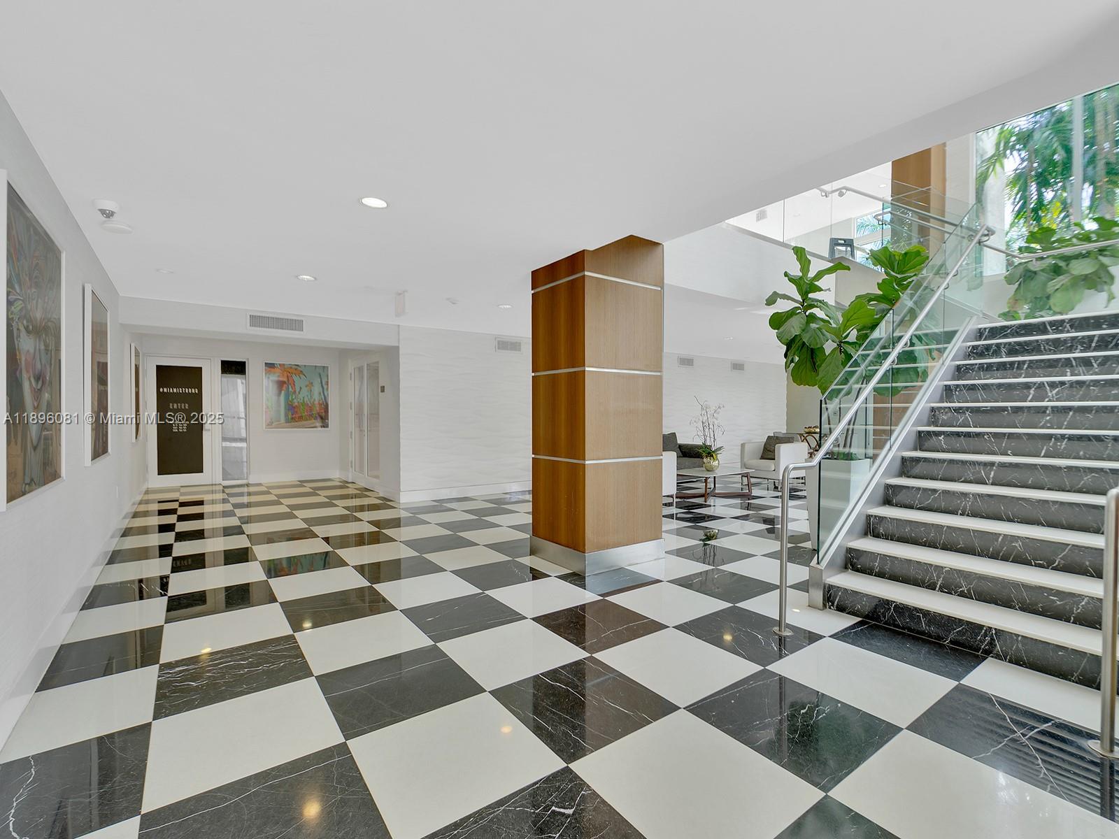 1800 N Bayshore Dr # 1505