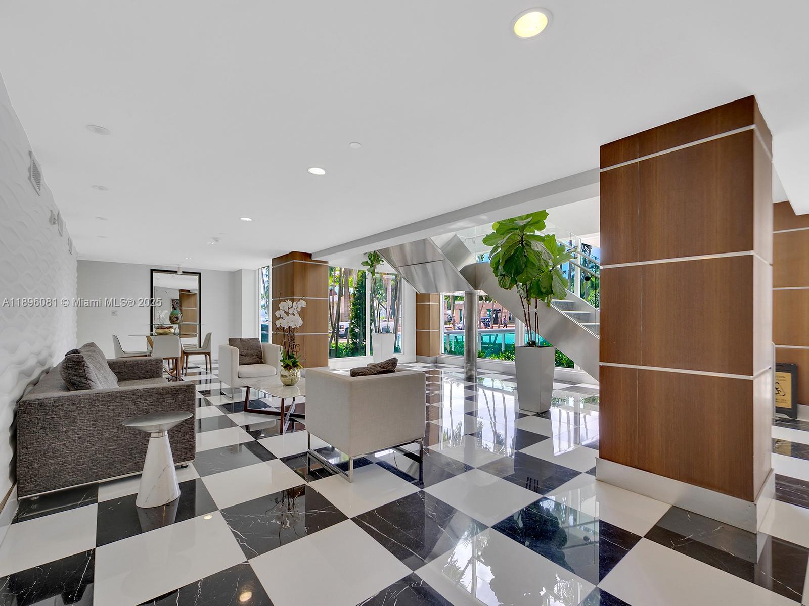 1800 N Bayshore Dr # 1505