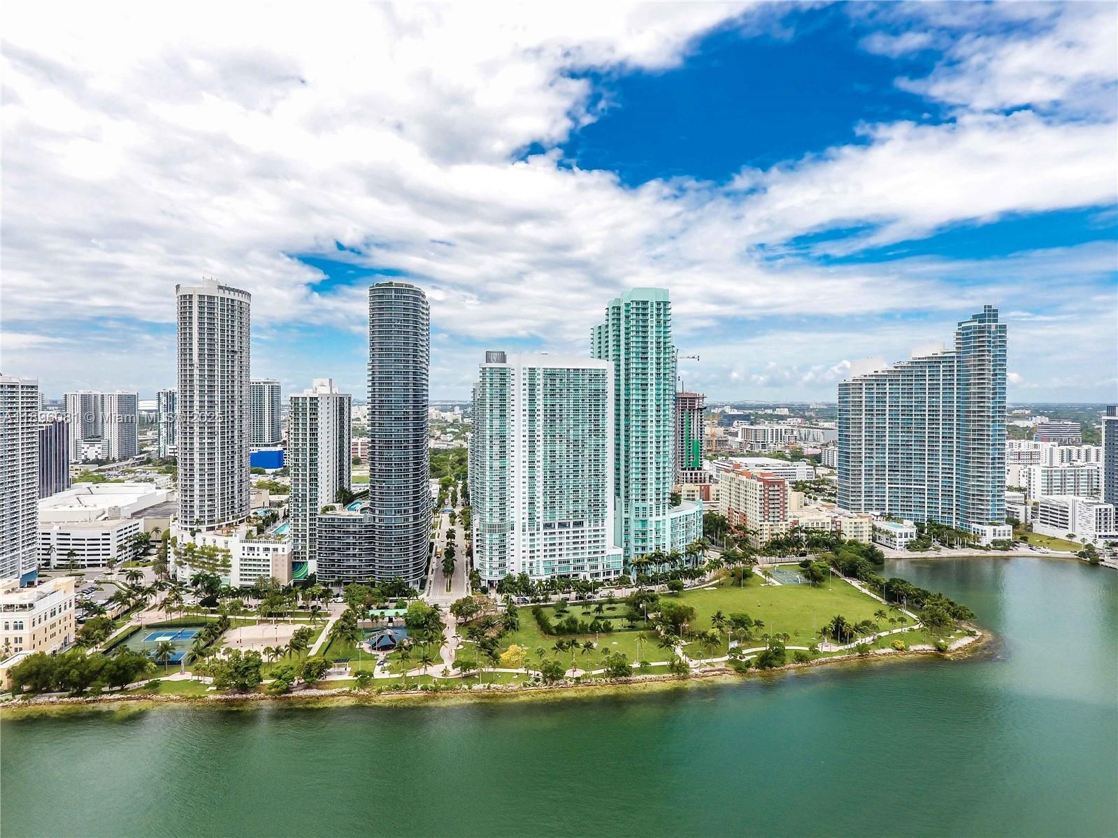 1800 N Bayshore Dr # 1505