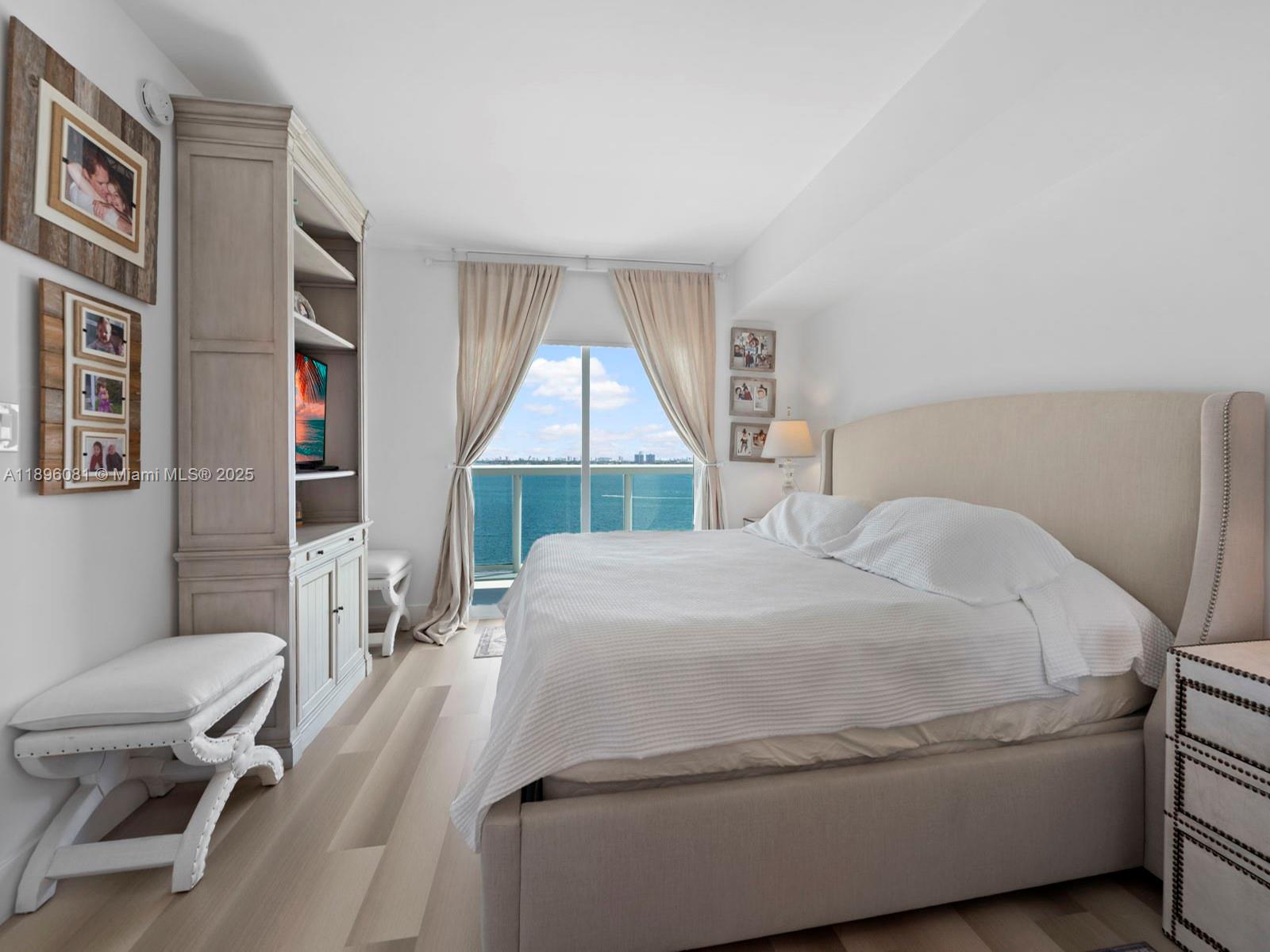 1800 N Bayshore Dr # 1505