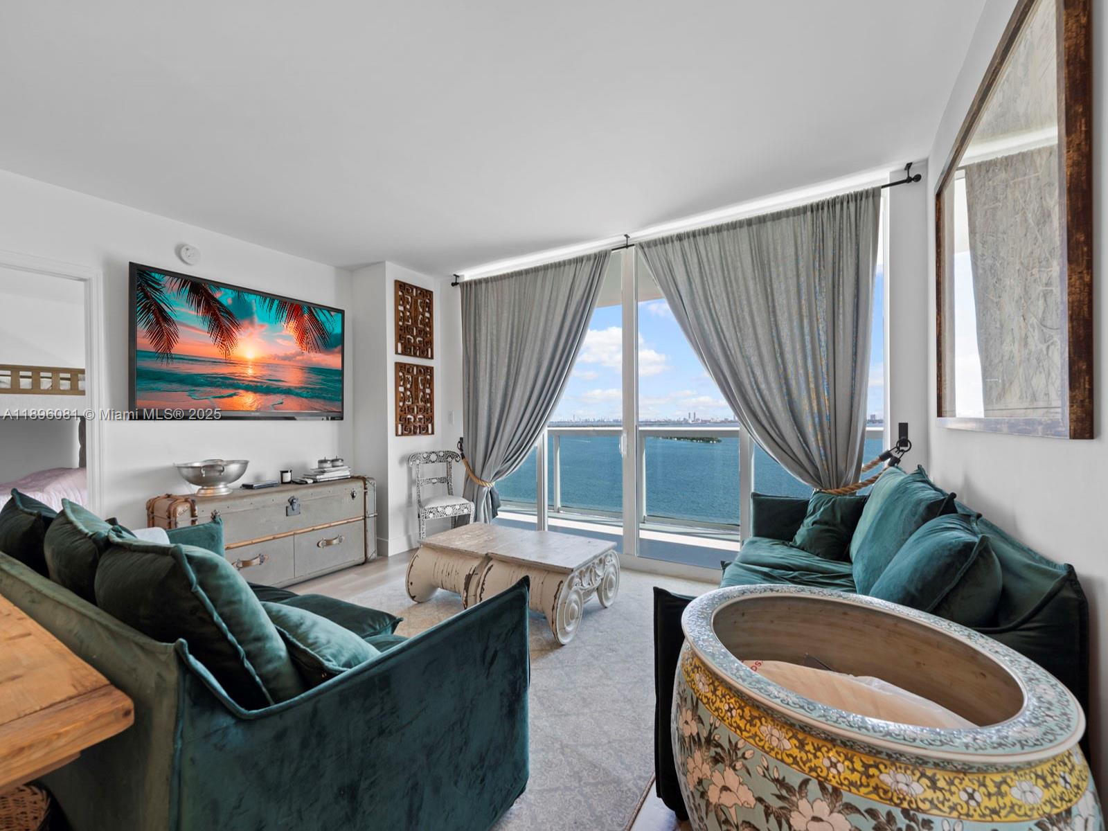 1800 N Bayshore Dr # 1505