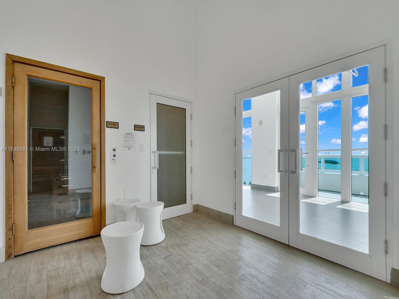 1800 N Bayshore Dr # 1505