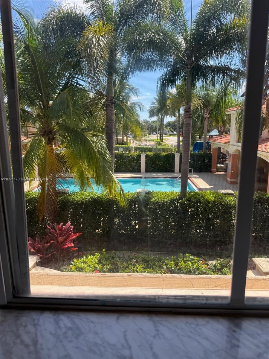 1209 Santa Catalina Ln