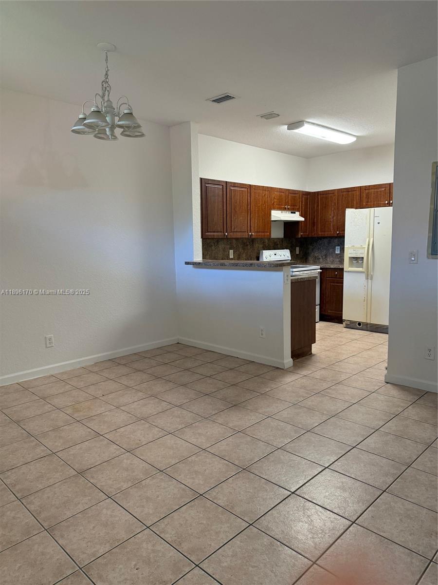 1209 Santa Catalina Ln