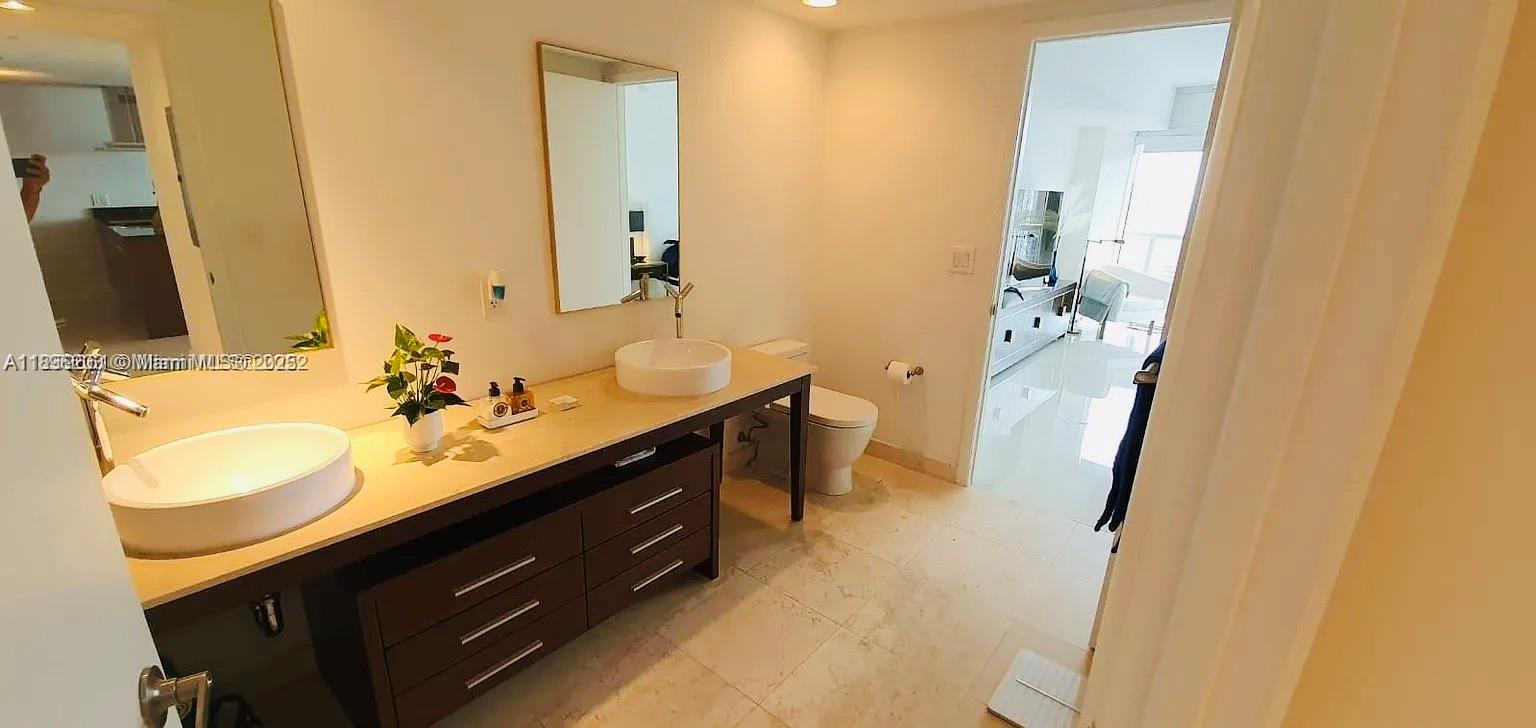 495 Brickell Ave # 4309