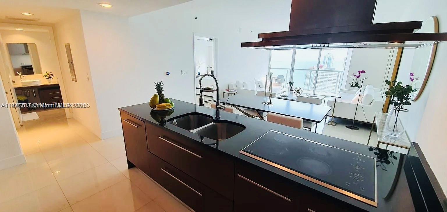 495 Brickell Ave # 4309