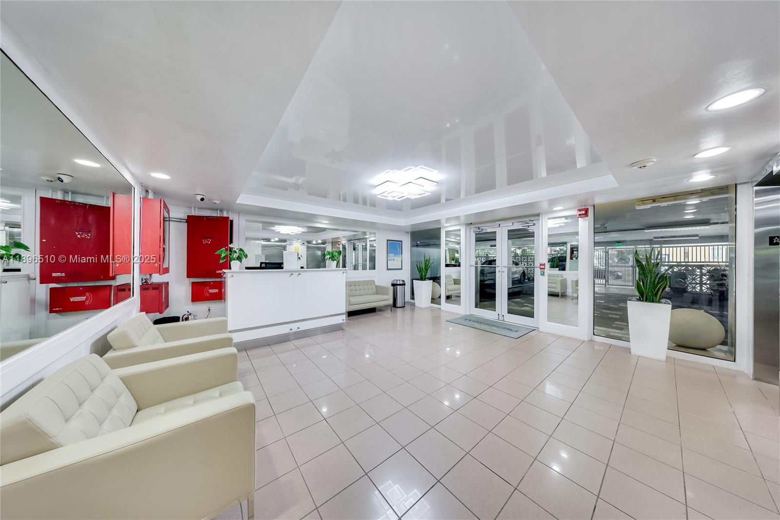 401 Ocean Dr # 624
