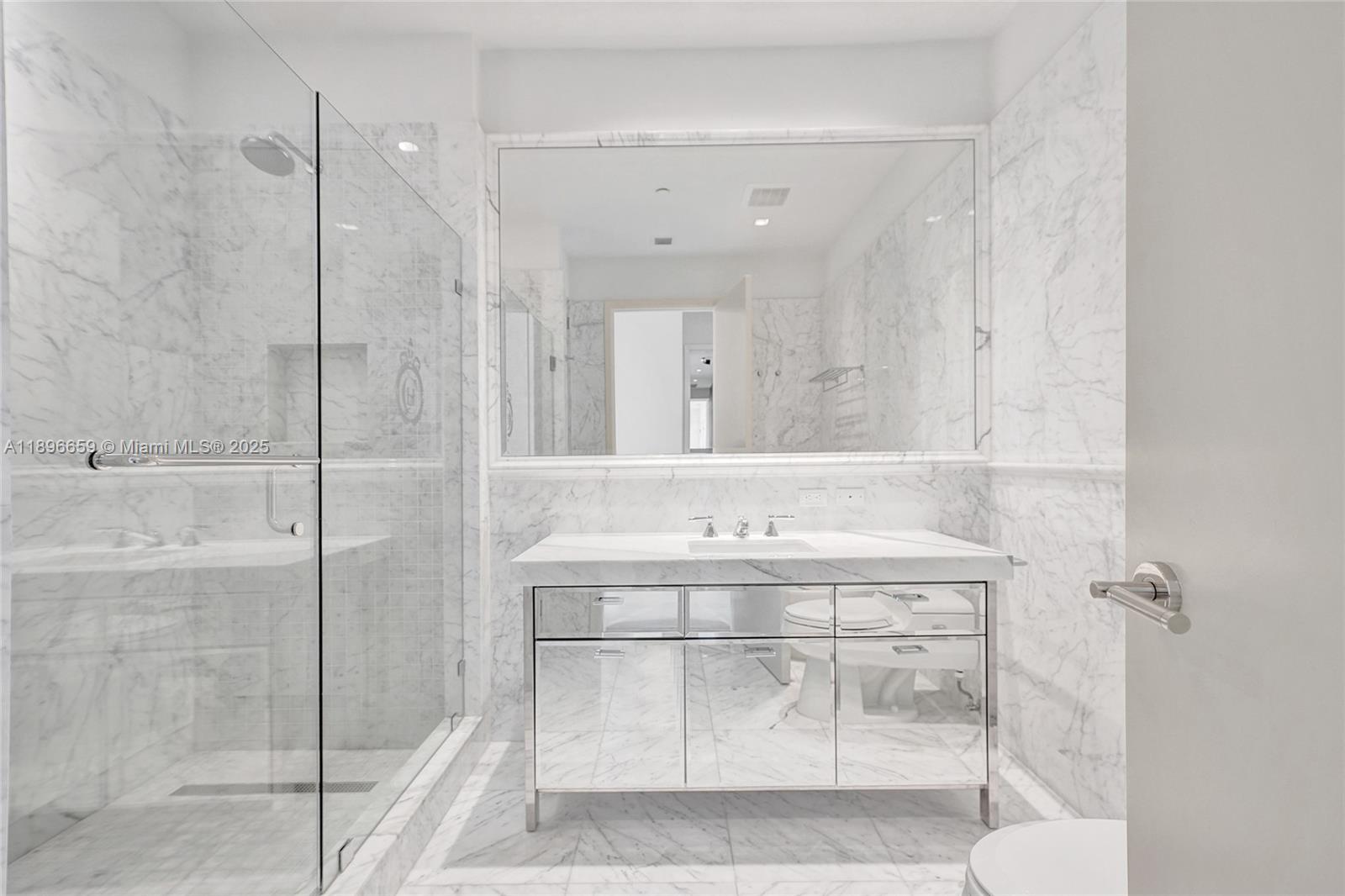 17475 Collins Ave # 2302, Sunny Isles Beach Unit: 2302