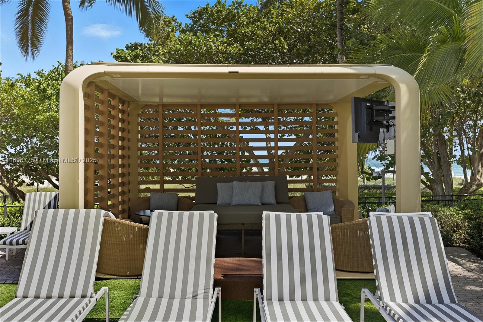 10295 Collins Ave # 2207, Bal Harbour Unit: 2207