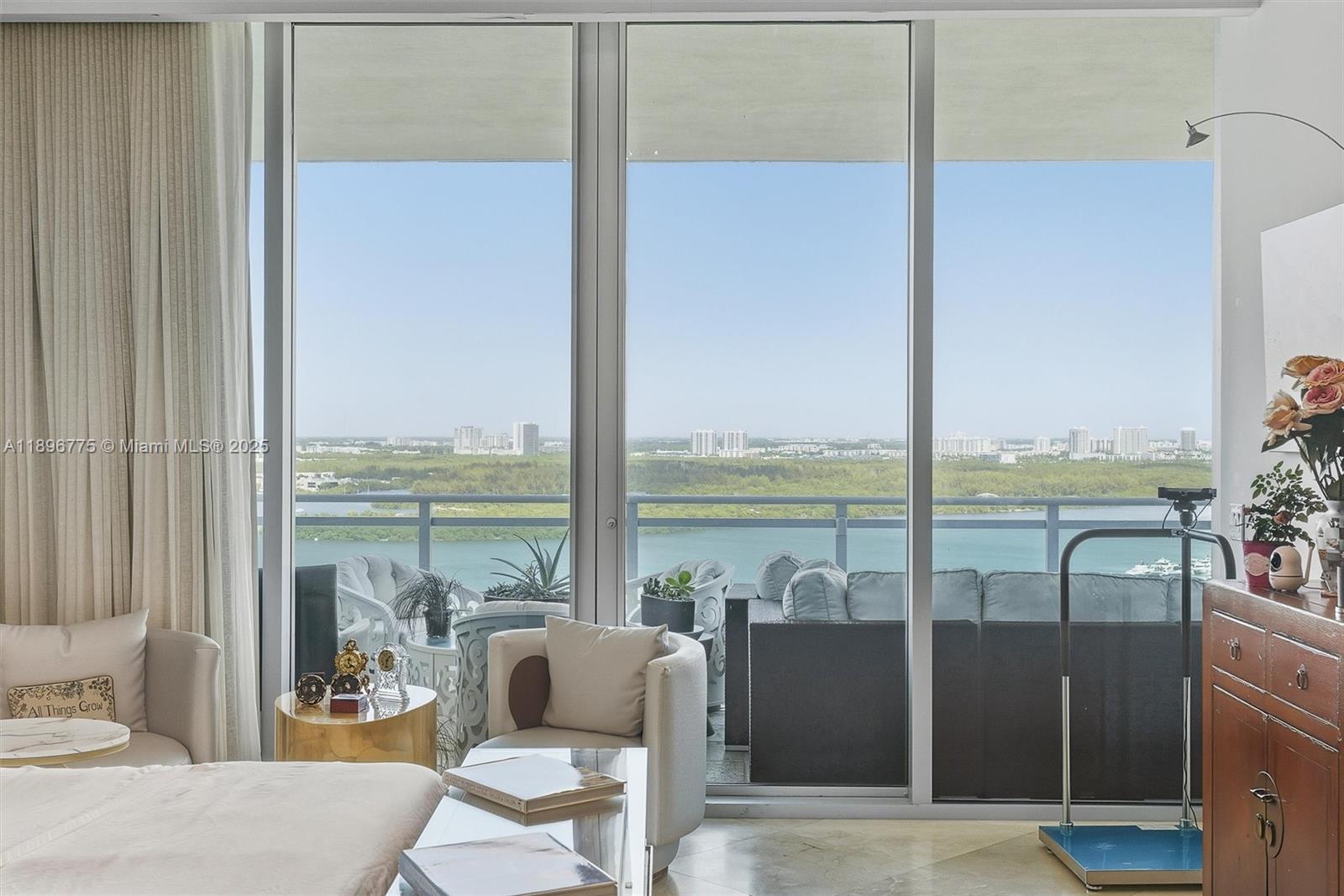 10295 Collins Ave # 2207, Bal Harbour Unit: 2207