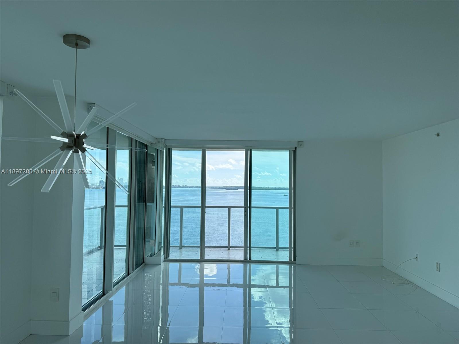 1155 Brickell Bay Dr # 1210, Miami Unit: 1210
